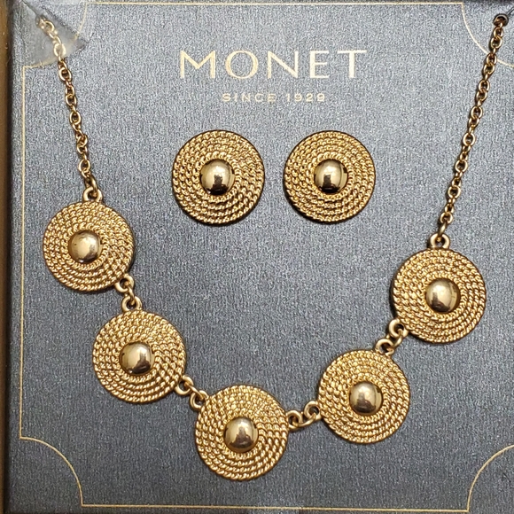 Monet Jewelry - Monet gold tone circular necklace and earring set
